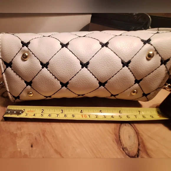 Betsey Johnson Quilted Handbag - Picture 6 of 9